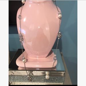 Pearl and crystal long necklace.